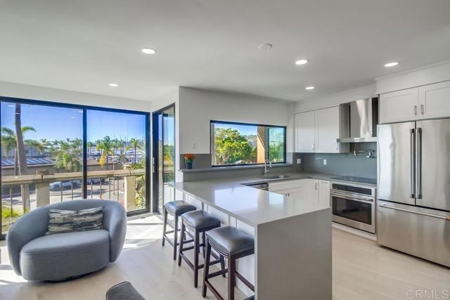 Detail Gallery Image 12 of 50 For 1150 Anchorage Ln #201,  San Diego,  CA 92106 - 2 Beds | 2 Baths
