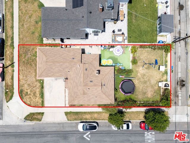 18741 Covello Street, Reseda CA: https://media.crmls.org/mediaz/5928548b-9954-466a-bcc3-dafd6b0e0852.jpg