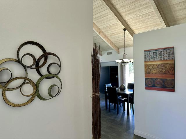 450 Sunningdale Drive, Rancho Mirage CA: https://media.crmls.org/mediaz/592856a3-315d-4ece-a943-fa1176af9763.jpg