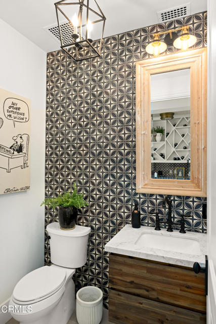 Detail Gallery Image 31 of 41 For 1173 Norwich Ln, Ventura,  CA 93001 - 4 Beds | 4/1 Baths