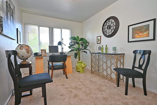 4248 Mabel Avenue, Castro Valley CA: https://media.crmls.org/mediaz/5929fa95-e0ee-4495-9d98-091c1dc1f65a.jpg