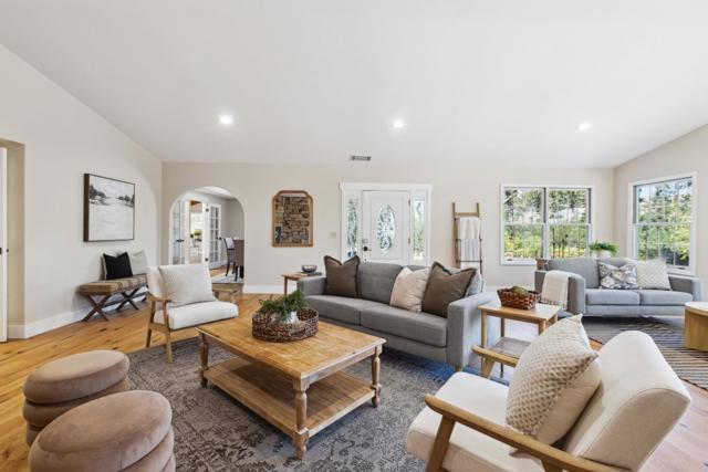 16035 Oak Glen Avenue, Morgan Hill CA: https://media.crmls.org/mediaz/592a770c-24c2-4c72-b7b0-9bddf20836a0.jpg