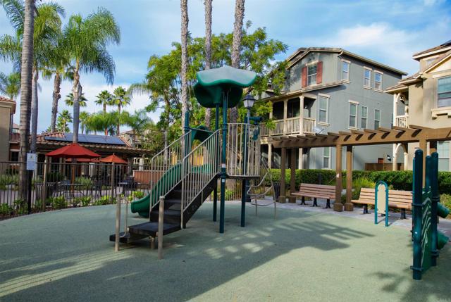 Detail Gallery Image 23 of 35 For 1811 Lime Ct #9,  Chula Vista,  CA 91913 - 2 Beds | 2/1 Baths