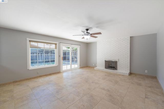 Image 13 of 36 For 6735 Stephan Ct