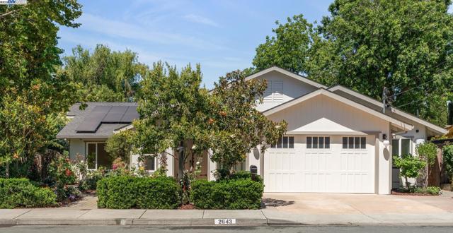 2643 Buena Vista Ave, Walnut Creek CA: https://media.crmls.org/mediaz/592c55c2-0418-43f4-a8d3-34ce8e1d4e9d.jpg