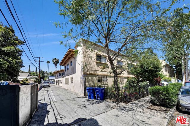 Image 7 of 15 For 5005 Axtell Street