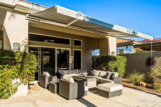 752 Mission Creek Drive, Palm Desert, CA 92211