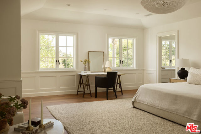 6 Bed Home for Sale in Los Angeles, California