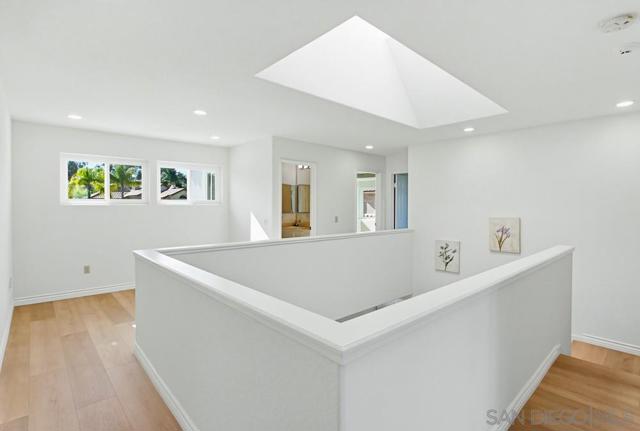 Image 25 of 53 For 12316 Avenida Consentido