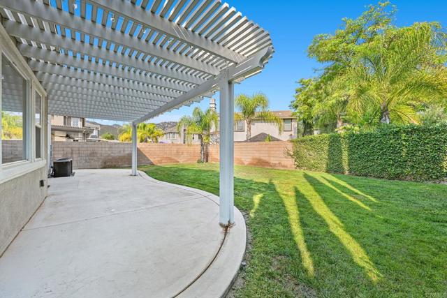 32066 Red Mountain Way, Temecula CA: https://media.crmls.org/mediaz/59309f3e-dc43-4cc1-b855-6085867eeb15.jpg