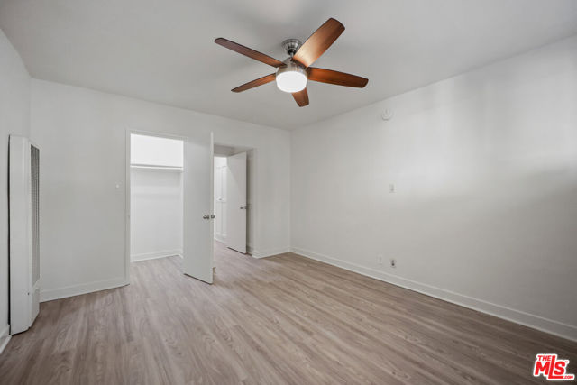 605 S Barrington Avenue, Los Angeles CA: https://media.crmls.org/mediaz/59318a1b-c64f-4712-90fe-c3b6c71d2005.jpg