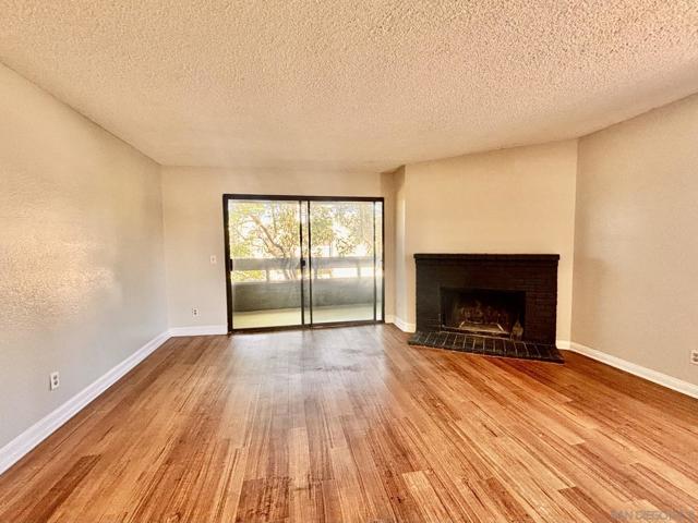 1040 E Washington Ave, Escondido CA: https://media.crmls.org/mediaz/5931c115-8339-4974-b9d0-b23bb3323d6e.jpg