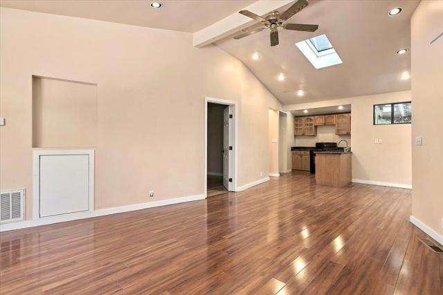 885 Patrol Road, Woodside CA: https://media.crmls.org/mediaz/5931e216-a9ff-483a-81e5-a5ea3bf00d84.jpg