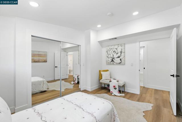 1717 Springbrook Rd, Lafayette CA: https://media.crmls.org/mediaz/5934c191-05de-4741-9425-426768353cf4.jpg