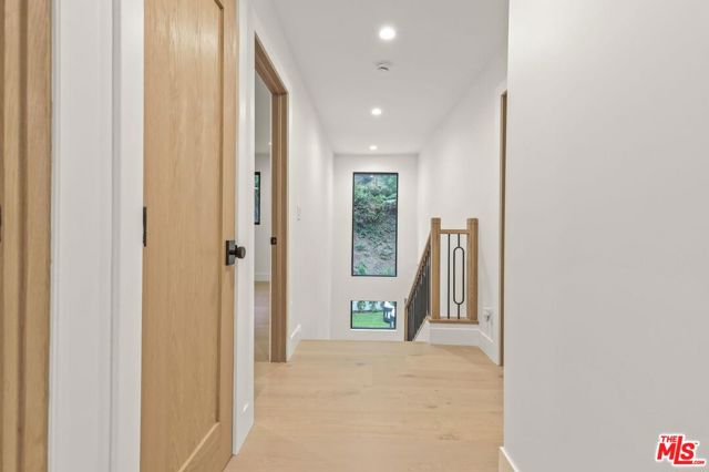 5 Bed Home for Sale in Los Angeles, California
