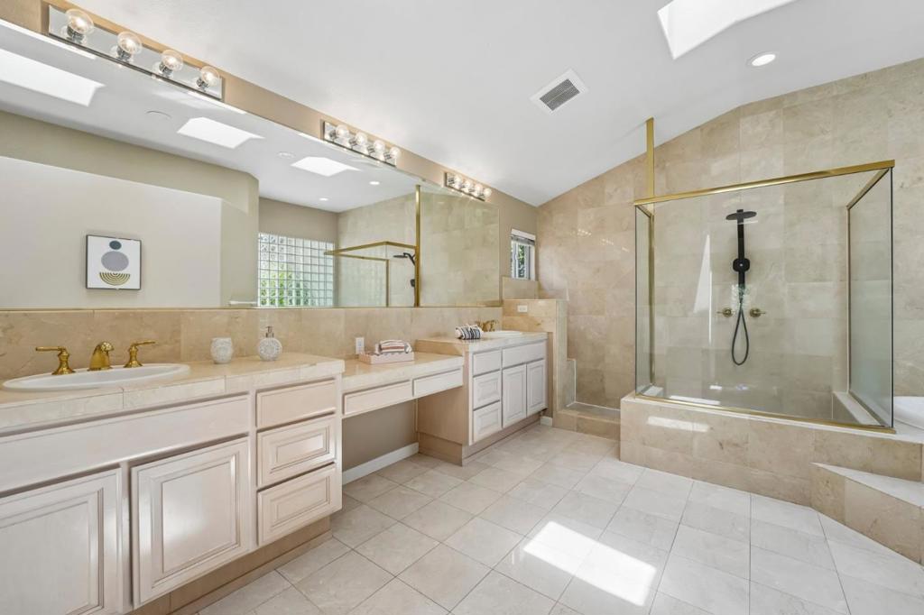 MLS #ML82048910 image #39
