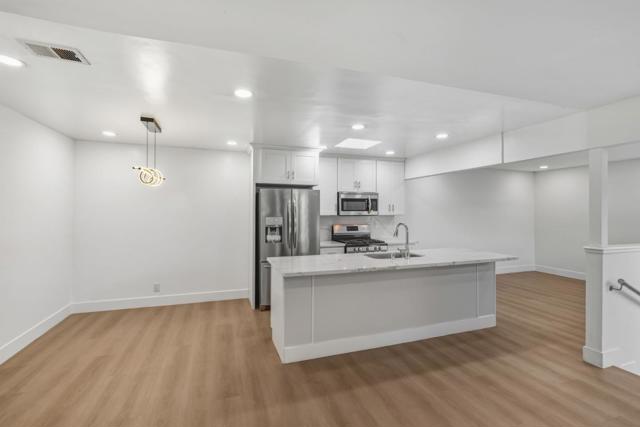 374 Manzanita Court, Milpitas CA: https://media.crmls.org/mediaz/59368075-21aa-419d-b300-19c29dd65297.jpg