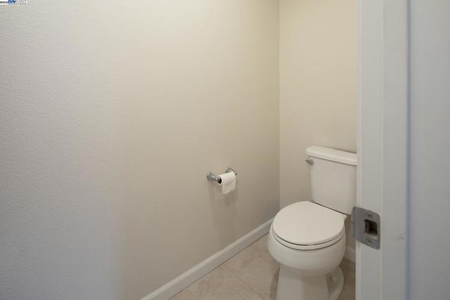 17819 Banks Street, Marina CA: https://media.crmls.org/mediaz/5936b767-021a-4bf5-ab51-179f5daff272.jpg