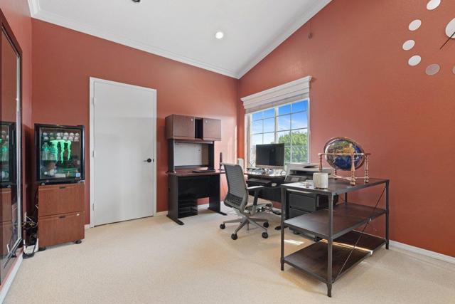 Image 32 of 48 For 895 Alcosta Drive