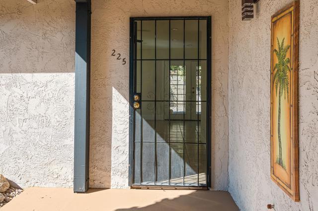 Image 27 of 49 For 225 Cahuilla Road