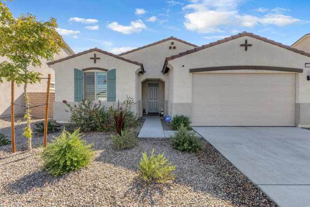 50610 Calle Cebrino, Coachella CA: https://media.crmls.org/mediaz/5938f217-9a49-4d15-976e-ec496b50f2e0.jpg