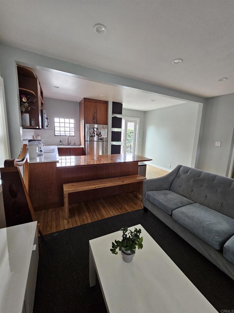 4627 Dwight Street - photo 4