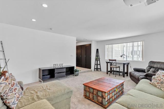 6438 Lake Atlin Ave, San Diego CA: https://media.crmls.org/mediaz/59398024-aaf0-4a6a-b778-93fd975a945d.jpg