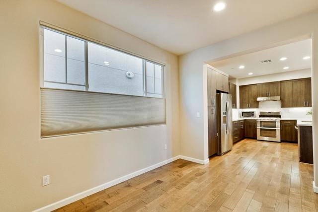 867 Maple Place, East Palo Alto CA: https://media.crmls.org/mediaz/59399f90-0f38-4686-82a4-066e55e21e41.jpg