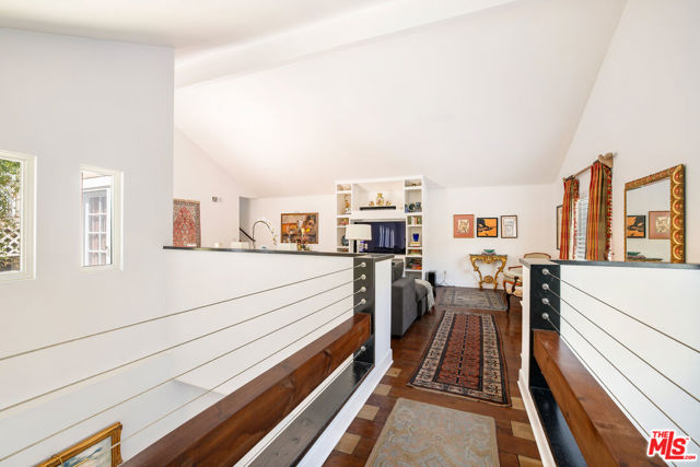 1647 N Beverly Glen Boulevard, Los Angeles CA: https://media.crmls.org/mediaz/593adab5-04e3-4e70-b265-8a9c22f8ee25.jpg