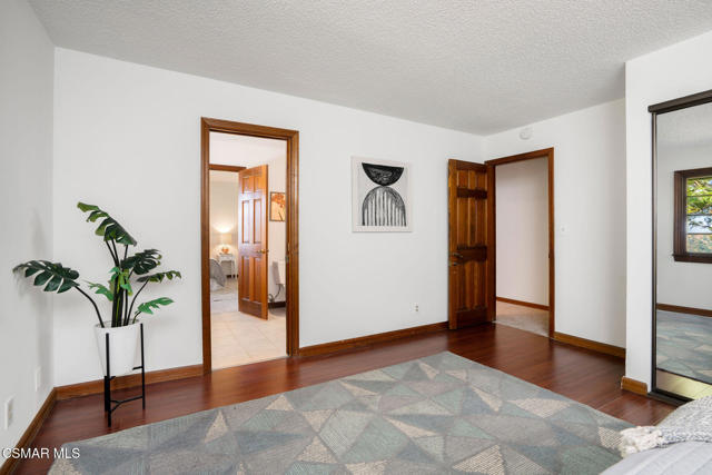 2457 Angelo Drive, Los Angeles CA: https://media.crmls.org/mediaz/593b9136-9382-4007-bb20-08a82ab6a995.jpg