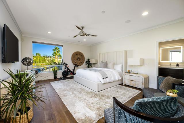 1047 Hunter Drive, Palm Springs CA: https://media.crmls.org/mediaz/593c81b0-84c7-403e-b8e2-be9476b60944.jpg