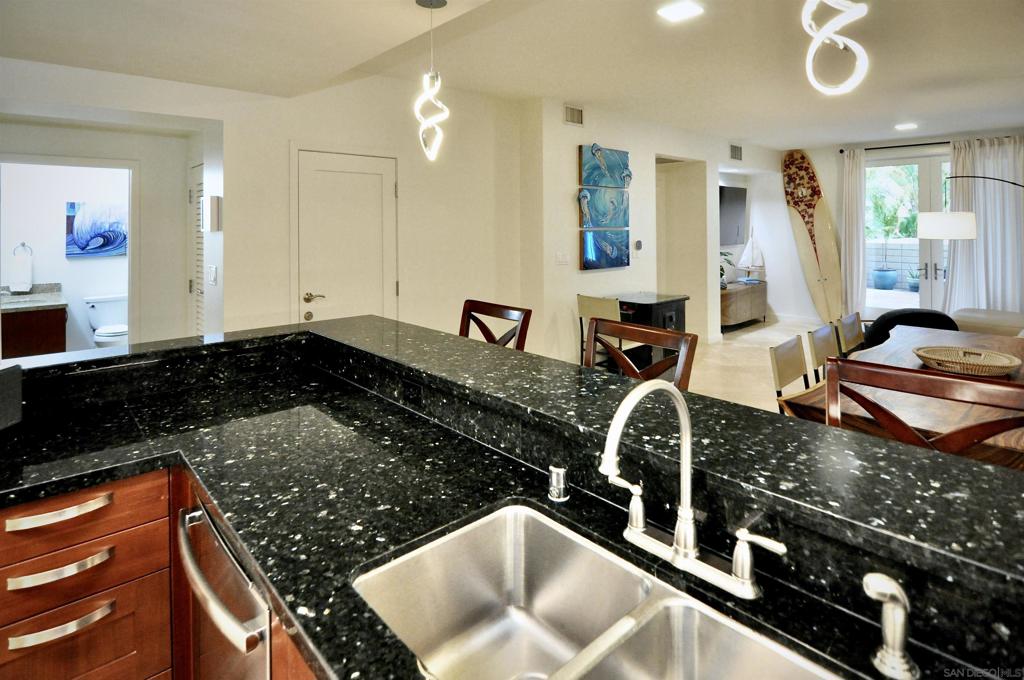 5410 La Jolla Blvd - photo 11