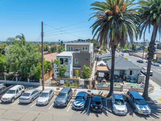 3209 L Street, San Diego CA: https://media.crmls.org/mediaz/593dd91c-5fff-4253-8fb3-c6d2903e8a8c.jpg