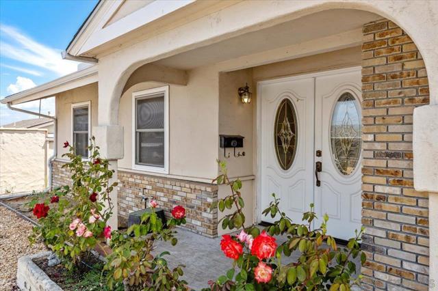 16881 Bellota, San Diego CA: https://media.crmls.org/mediaz/593e645e-bc41-4b4c-a7aa-039de1161a08.jpg