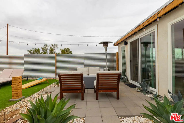 62177 Jericho Way, Joshua Tree CA: https://media.crmls.org/mediaz/593e8c80-9c1b-4276-8ec9-46634f33593e.jpg