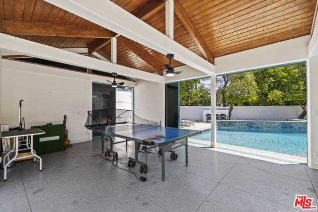 8944 Enfield Avenue, Sherwood Forest CA: https://media.crmls.org/mediaz/593edcfa-cad5-40c7-847e-b13fa18f3b89.jpg