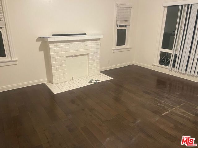 Image 20 of 29 For 1406 2nd Avenue