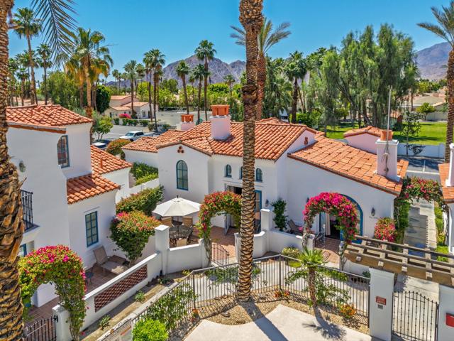 77500 Vista Flora, La Quinta CA: https://media.crmls.org/mediaz/5940e498-3a75-4cfd-9c6a-86bf21f2b69b.jpg