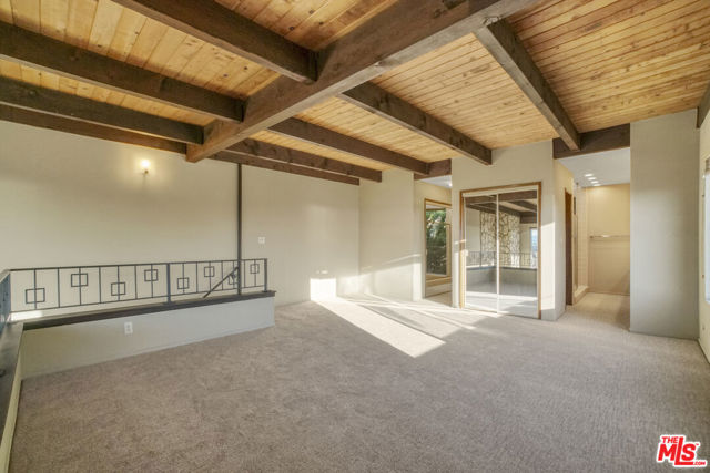 364 Pershing Drive, Playa del Rey CA: https://media.crmls.org/mediaz/5941e417-2020-4e3e-89df-b4f246949291.jpg