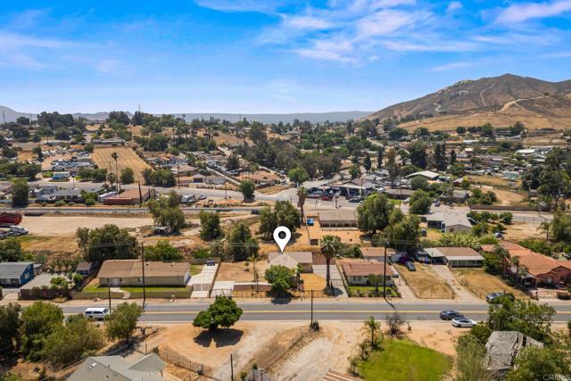 Detail Gallery Image 23 of 33 For 7080 Valley Way, Jurupa Valley,  CA 92509 - 3 Beds | 2 Baths