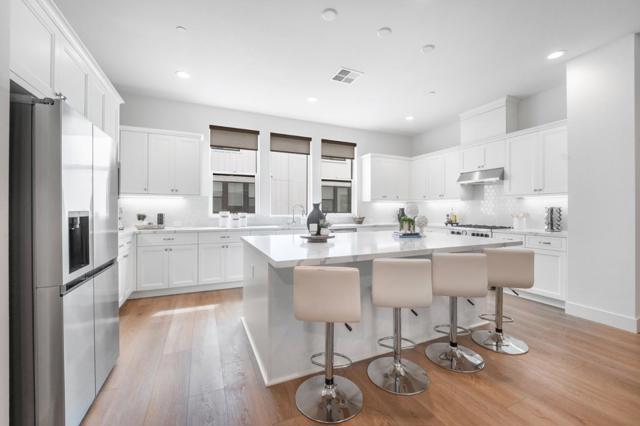 2180 Corsair Street, Alameda CA: https://media.crmls.org/mediaz/5941fbd2-80be-40f3-b9d1-e4a1e2af3db0.jpg