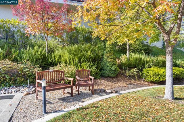 Image 31 of 44 For 3258 Ptarmigan Dr  3b