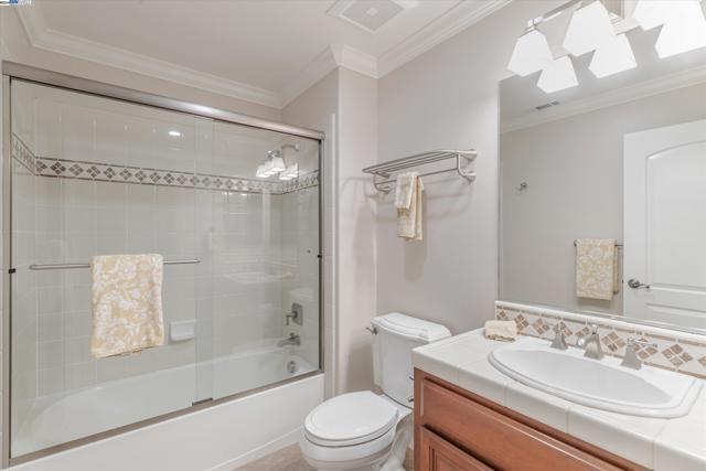 Image 44 of 60 For 2531 Leona Pl