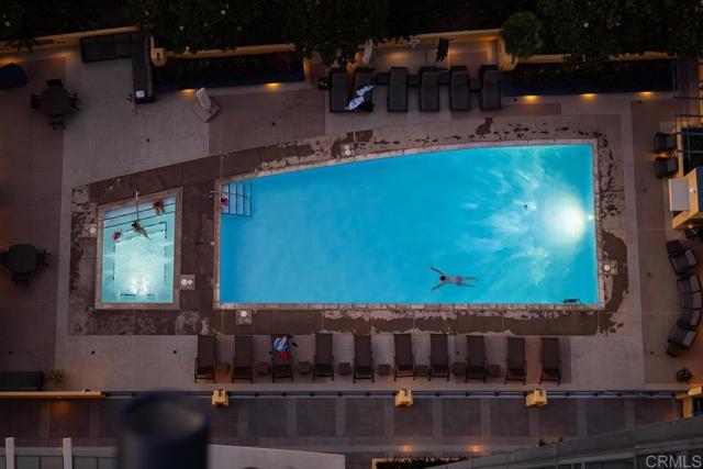 1325 Pacific Highway, San Diego CA: https://media.crmls.org/mediaz/59443e38-0152-4f88-97db-9a9e11bd67eb.jpg