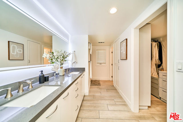600 Pueblo Place, Fullerton CA: https://media.crmls.org/mediaz/59447429-03e6-47d5-8498-c1bd5928ddf9.jpg