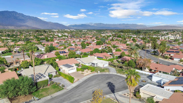 Image 45 of 47 For 40529 Meadow Lane