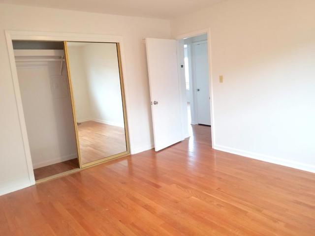 15061508 Kentfield Avenue, Redwood City CA: https://media.crmls.org/mediaz/59475c4c-90eb-41f6-8685-51f4a8d037d3.jpg