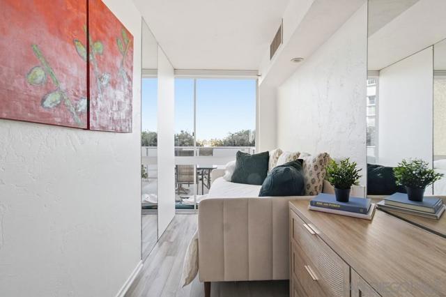 1820 Avenida Del Mundo, Coronado CA: https://media.crmls.org/mediaz/5948d638-53c0-48f8-ba82-3551414c6c9b.jpg