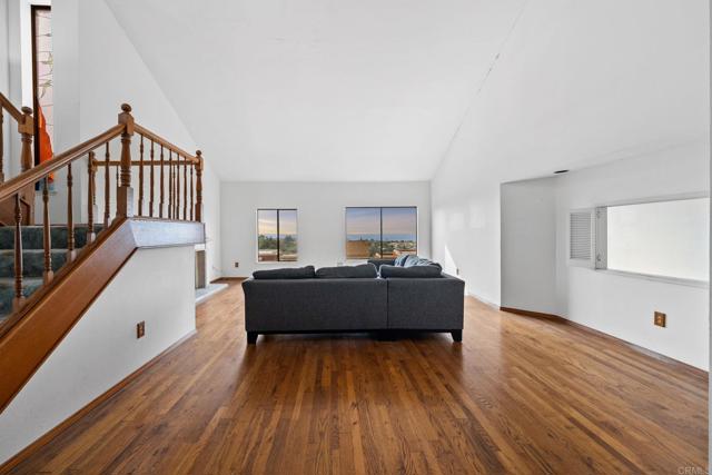 Detail Gallery Image 10 of 24 For 1748 Gascony Road, Encinitas,  CA 92024 - 3 Beds | 2/1 Baths