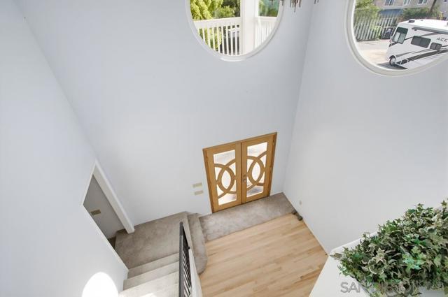 131 Scenic Dr, El Cajon CA: https://media.crmls.org/mediaz/594a3133-1852-4b06-a594-1e5b44ca546a.jpg